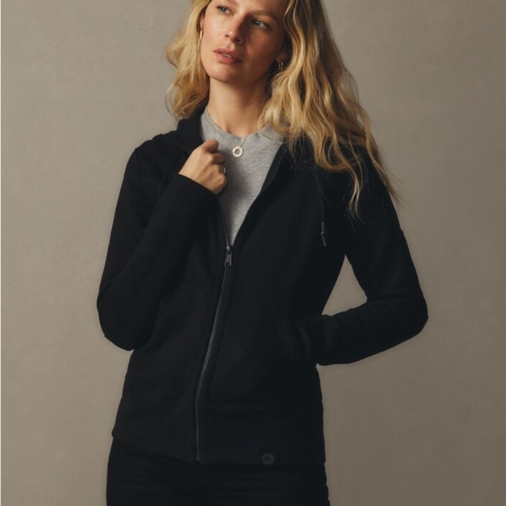 American Giant Women's Vault Classic Full Zip - Stealth Black Medium